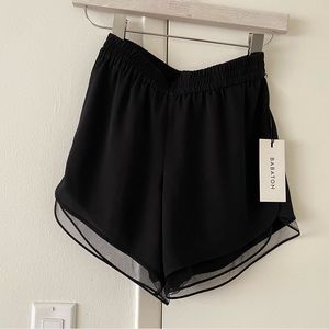 NWT Aritzia Babaton Black Norbert Shorts Size XXS